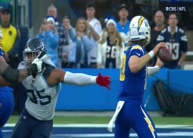 Kevin Byard comes up with critical INT on Herbert's pass into red zone