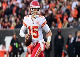 Can't-Miss Play: Mahomes unloads 42-yard bomb to Valdes-Scantling over middle