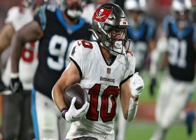 Scott Miller navigates sideline on speedy 33-yard end-around TD run