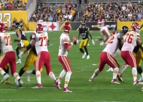 Chad Henne delivers pinpoint throw on corner route for 27 yards