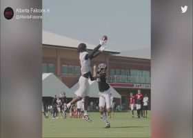 Kyle Pitts reaches over DB, tips pass to himself for insane grab at Falcons camp