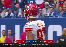 Mahomes' 29-yard loft to Kelce nearly goes for TD