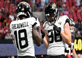 E.J. Perry pinpoints Treadwell on slant for 7-yard TD