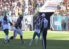 Kyler Gordon gets his second takeaway of game on fumble recovery vs. Sanders