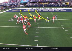 Khalil Herbert bursts straight up gut for 12-yard TD run