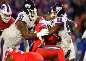 Bobby Okereke shows the extent of his pass-coverage range on diving PBU vs. Allen