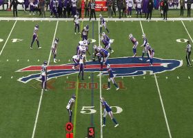 Za'Darius Smith records first sack of day for Vikings