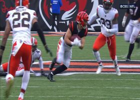 Trent Taylor is off to the races on 34-yard catch and run