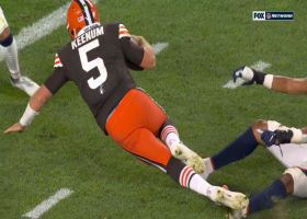 Keenum converts on fourth down with second-effort scramble