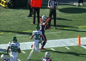 Mac Jones floats up 15-yard TD pass to Brandon Bolden