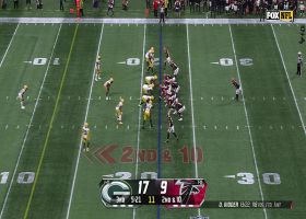 Bijan Robinson is a tackle-breaking machine on red-zone run vs. Packers