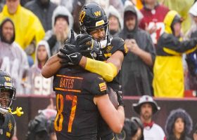 Heinicke finds an open John Bates for TE's first TD catch of '22