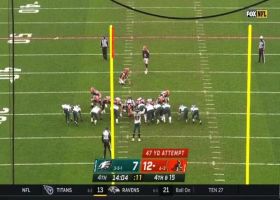 Derek Barnett blocks Cody Parkey's 47-yard field-goal attempt