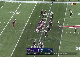Jones lofts perfectly placed pass to Parker for 40-yard gain on play action