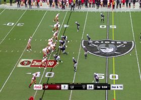 Ronnie Bell absorbs contact on tough 16-yard grab in traffic