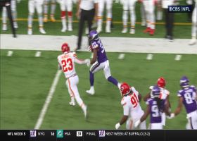 Vikings' fake punt results in 15-yard run by Ty Chandler