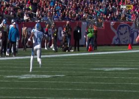 Maurice Alexander shifts direction and has space with 47-yard kick return