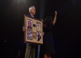 Sam Mills is honored during gold jacket ceremony at 2022 HOF enshrinement