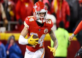 Skyy Moore flashes afterburners on 29-yard punt return in final minute