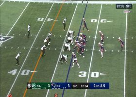 Damien Harris outraces Sauce Gardner to the edge on 30-yard run