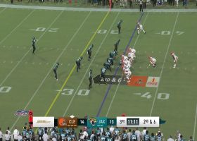 Jerome Ford bounces it outside for 15-yard gain