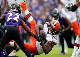 Kareem Hunt's cutback results in 2-yard rush TD