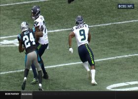 Walker III's shifty 36-yard run gets Supersonic boost from Geno Smith's basketball screen