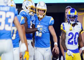 Easton Stick keeps it himself for 3-yard rushing TD