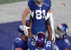 Giants break tie on Davis Webb's two-point-conversion rush