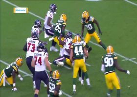 Raven Greene rips out ball from Taiwan Jones, Packers recover