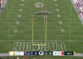 Anders Carlson nails 52-yard field goal