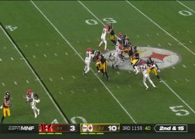 Rudolph uncorks fadeaway pass to diving Vannett for impressive first down