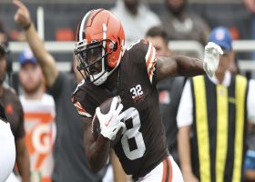 Browns' early trick play ends in 14-yard catch and run for Moore