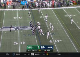 DeeJay Dallas explodes up the middle on 17-yard gain