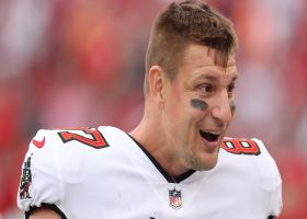 David Carr on Gronkowski: 'In my opinion, he's the best tight end of all time'