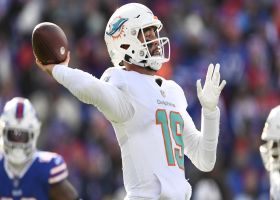 Thompson's pass to Hill goes for 20 yards on third-and-19