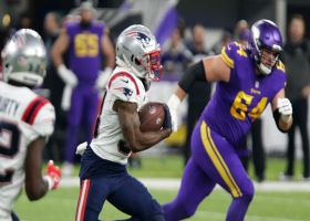 Jonathan Jones sets up Pats in the red zone off of Cousins misfire