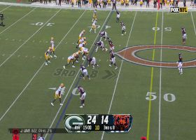 Love delivers critical 18-yard pass to Reed on third down