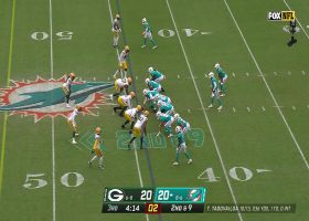 Smythe's telepathic connection with Waddle creates 24-yard catch and run