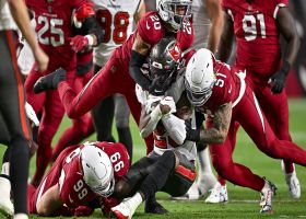 Rachaad White follows pulling blockers for 18-yard dash