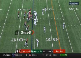 Tyler Boyd finds opening in coverage for gain of 22 yards