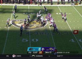 Demarcus Robinson's nifty stretch for first-down marker moves chains