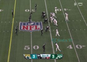 Lawrence perfectly layers 17-yard pass to Arnold vs. Jets' zone coverage