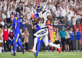 Joe Mixon cuts back across the field on 14-yard TD run