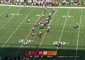 Armstrong bats away Burrow's fourth-down pass to Higgins inside 30-yard line