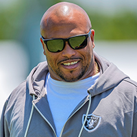 Antonio Pierce_Square