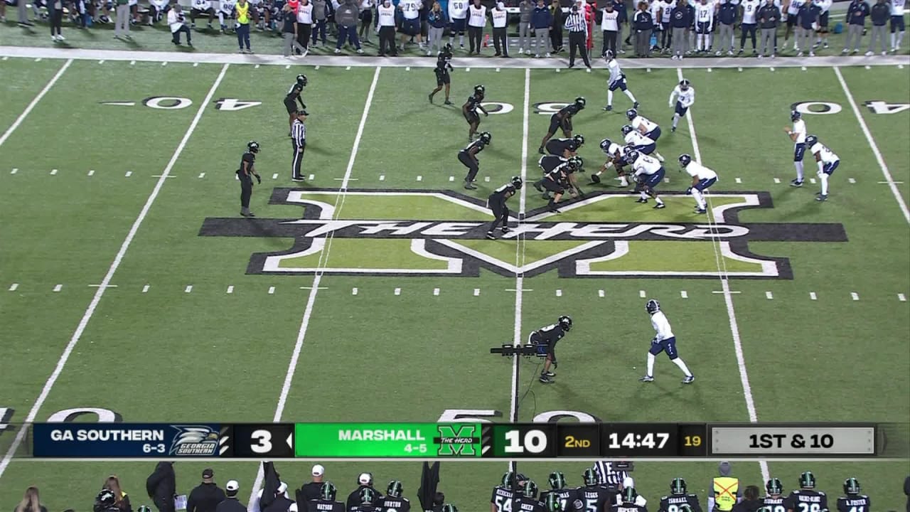 Georgia Southern Eagles running back Jalen White gallops down the ...