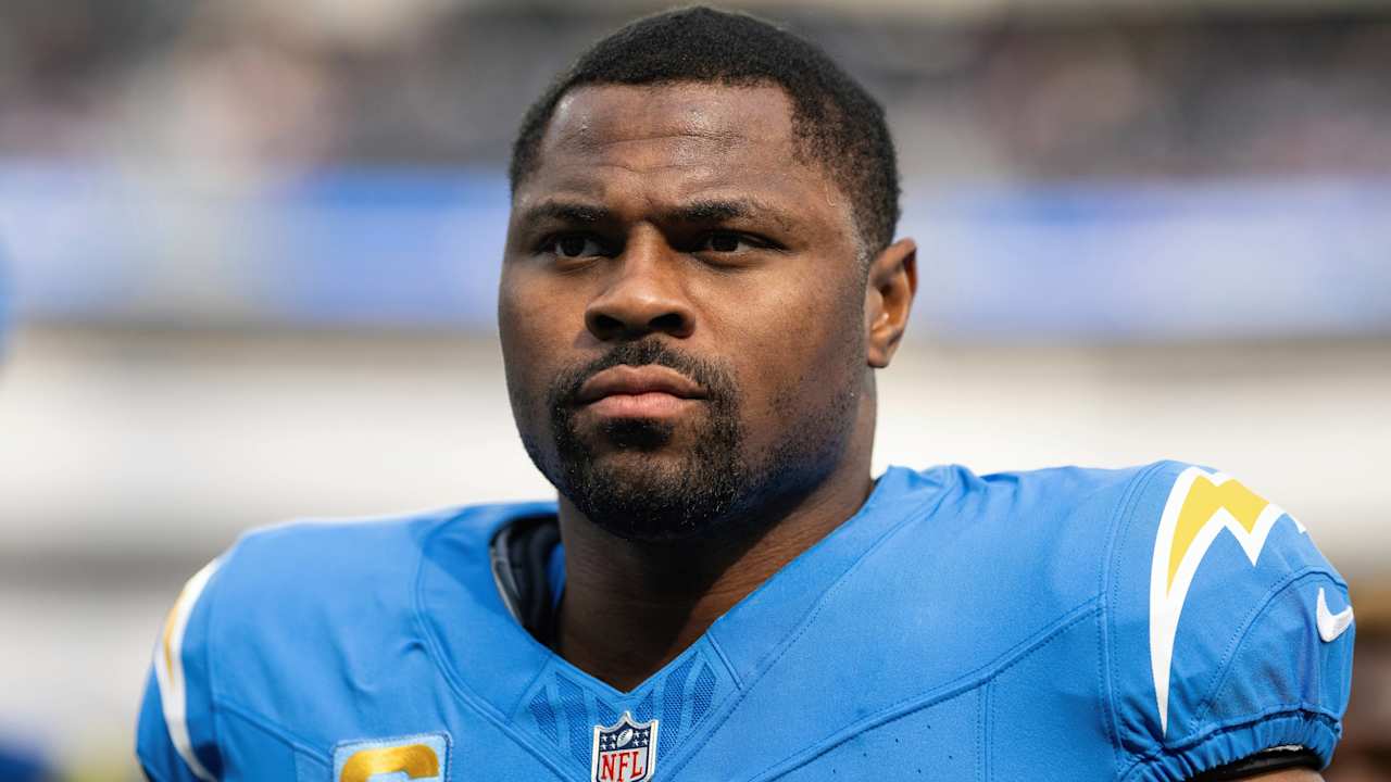 Khalil Mack, Chargers feel sense of urgency as playoffs begin: 'One of ...