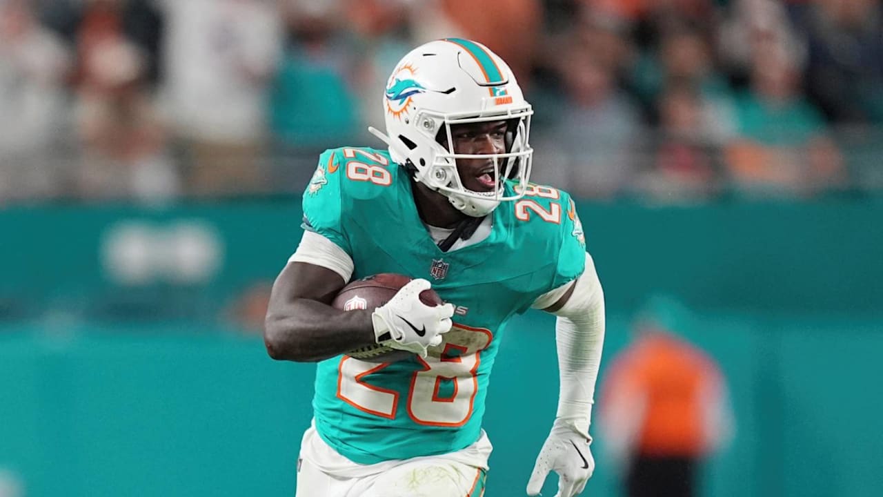 Dolphins RB De'Von Achane has high aspirations for 2025: 'I feel like I  left a lot of yards on the table' last season