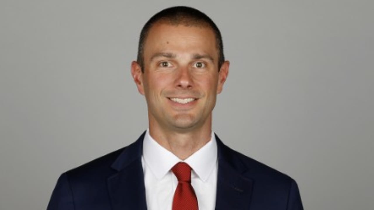 Raiders expected to hire Buccaneers assistant GM John Spytek as new general manager